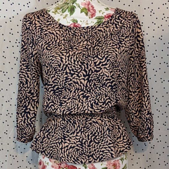 Forever 21 Floral Top - Size S/P - Picture 2 of 8